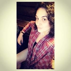 Meet your Posher, Chloe